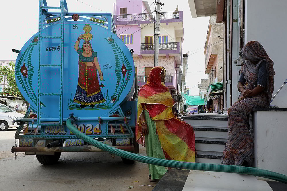 File Photo : Delhi is supposed to receive 1,050 cusecs of water from the canal but it has reduced to only 840 cusecs |